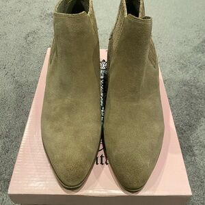 Crown Vintage Tan Ankle Boots